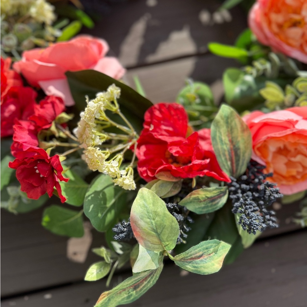 Frontgate Floral Wreath - NWT - Picture 4 of 13